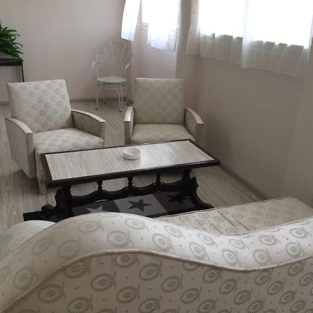 סומבור Apartman Melody מראה חיצוני תמונה