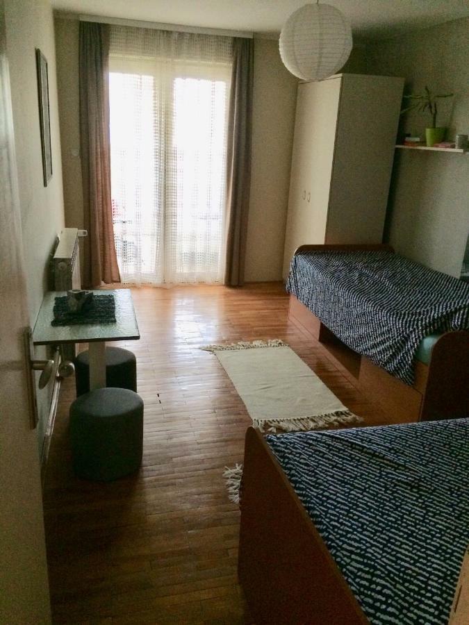סומבור Apartman Melody מראה חיצוני תמונה